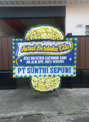 Papan Bunga Duka di Pasirpanjang