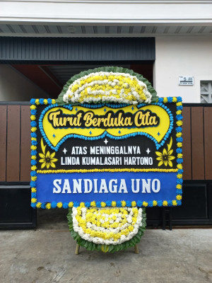 Papan Bunga Duka di Pasirpanjang